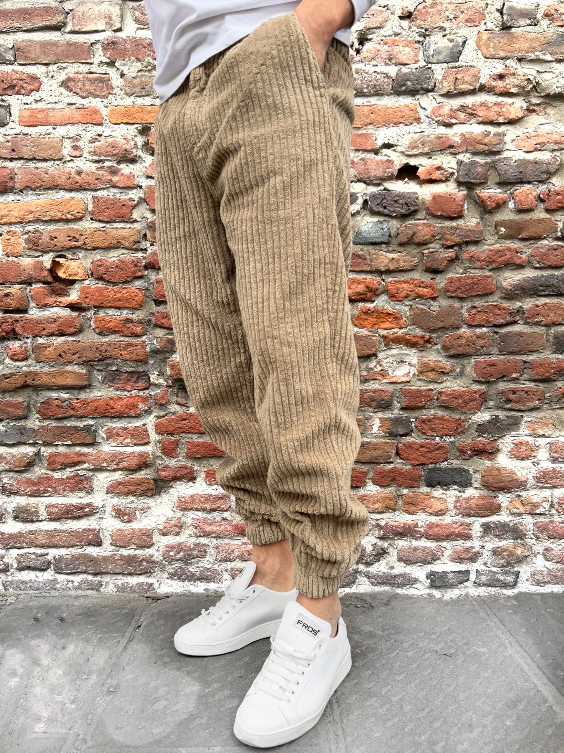 Pantalone Berna Velluto Coloniale 361 (11742483874132)