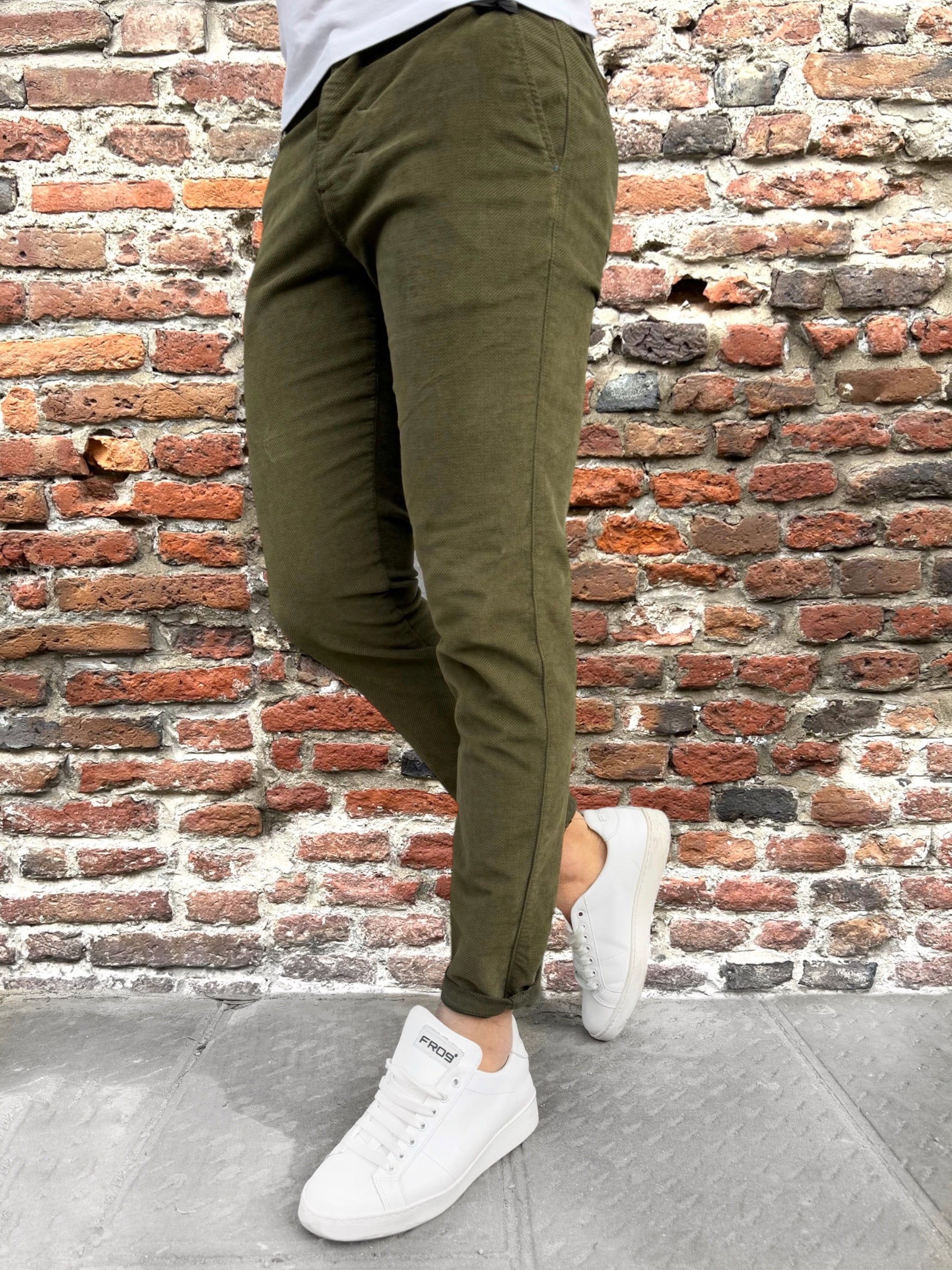 Pantalone Berna Chinos Velluto Avocado 101 (9972147978580)