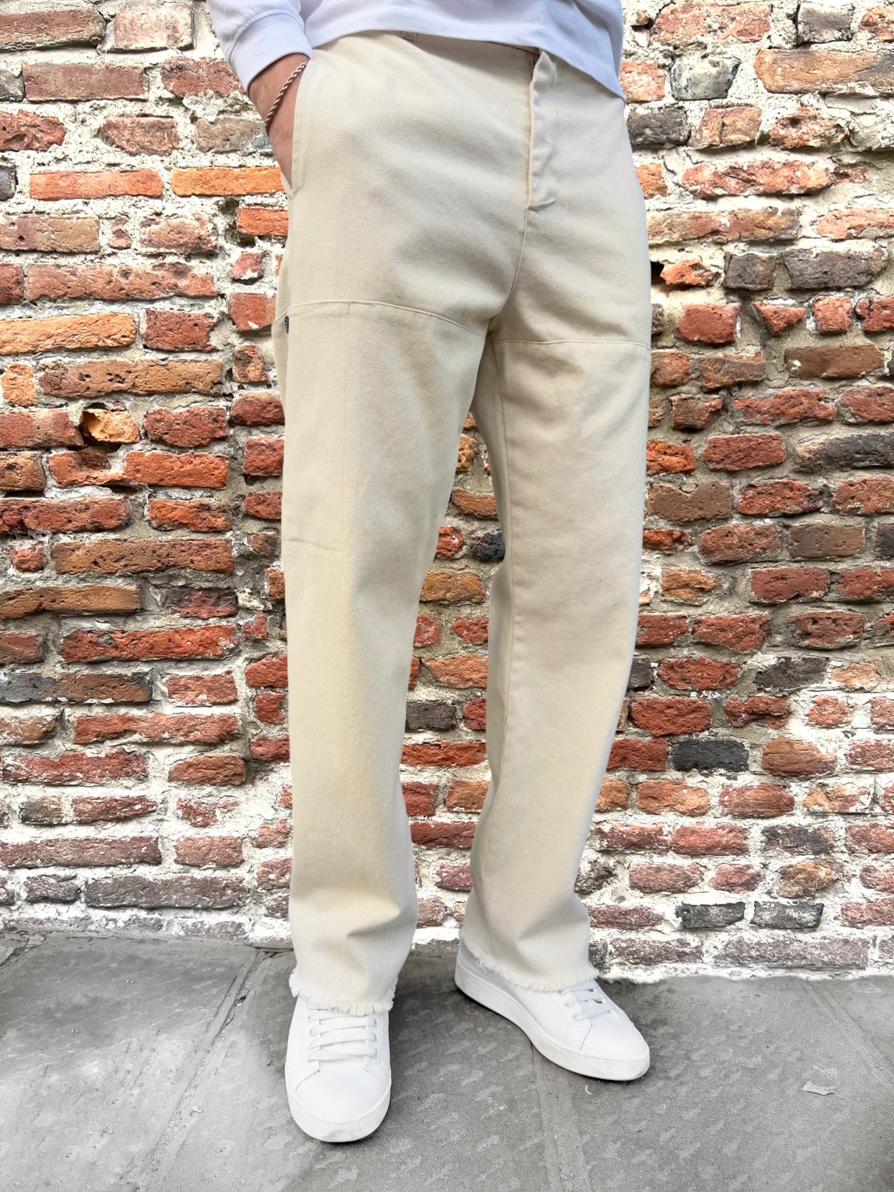 Pantalone Block Eleven Cargo Fondo Largo Sfrangiato Crema (11737734283604)