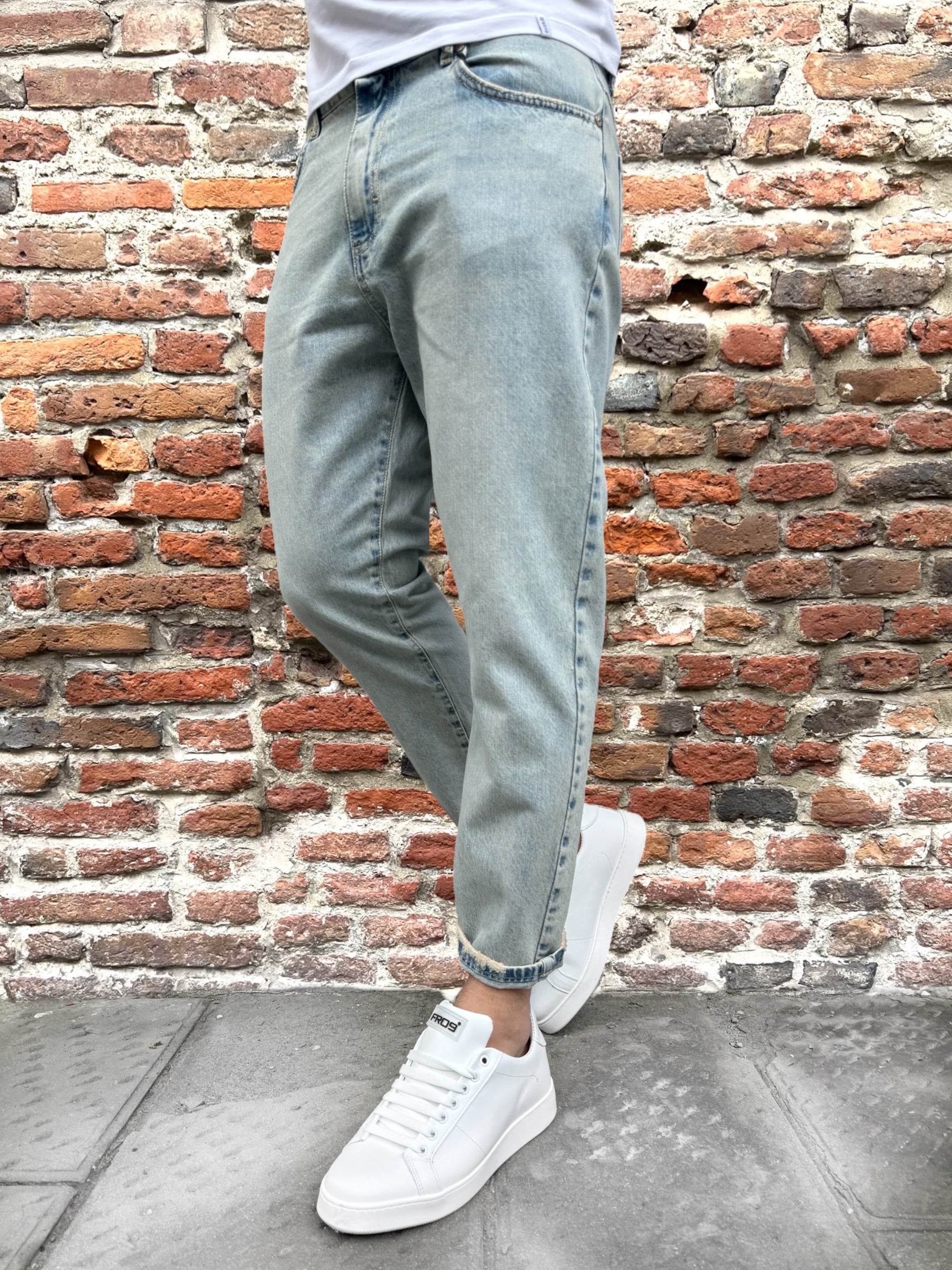 Jeans Berna Carrot Sabbiato 4830 (11806967628116)