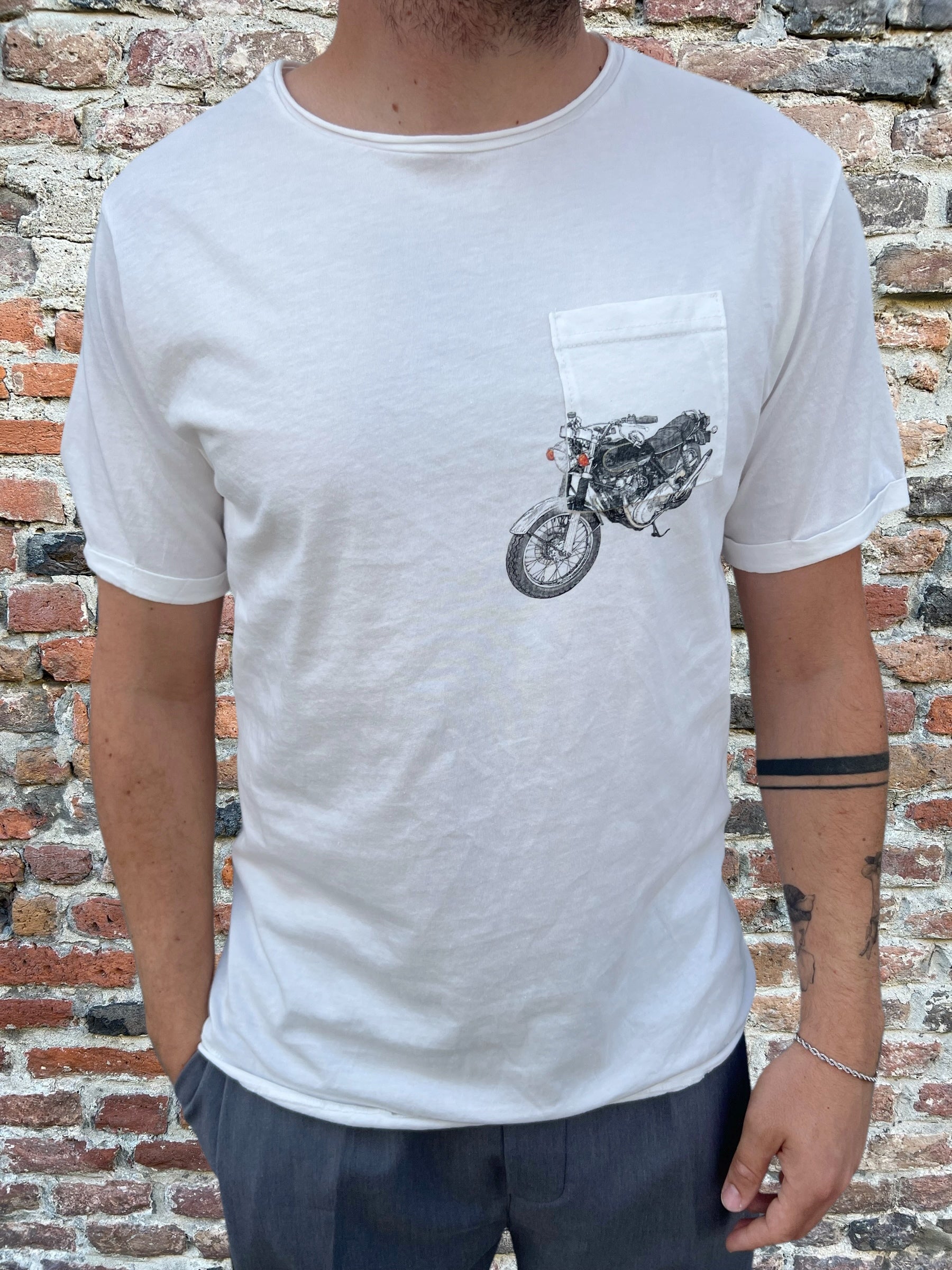 T-shirt Berna Moto Nera (9588177305940)