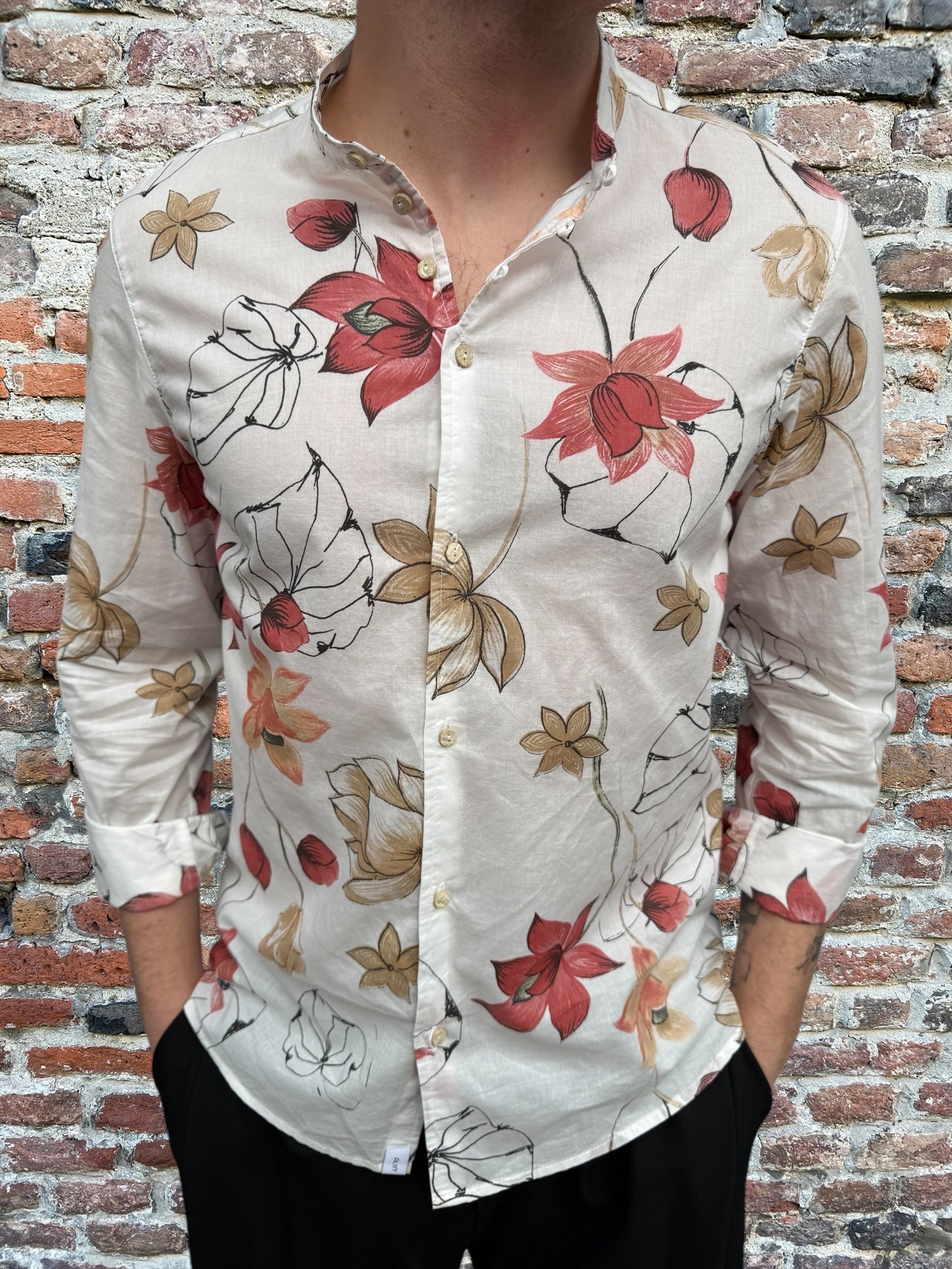 Camicia Alta Tensione Floreale Mora (11846229164372)